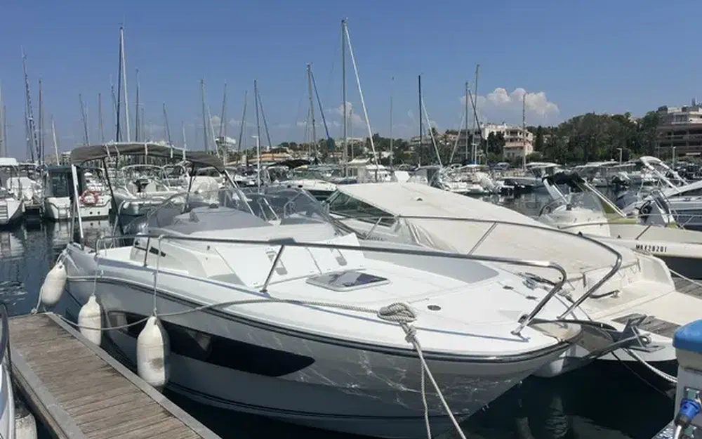 Jeanneau Cap Camarat 7.5 WA