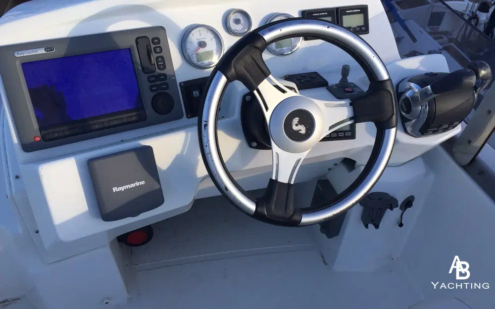 slider 6 Beneteau Antares 42