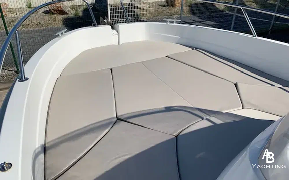 slider 10 Jeanneau Cap Camarat 5.5 CC Cap Camarat 5.5 Style