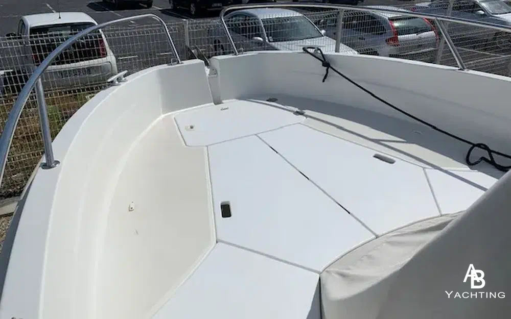 slider 8 Jeanneau Cap Camarat 5.5 CC Cap Camarat 5.5 Style