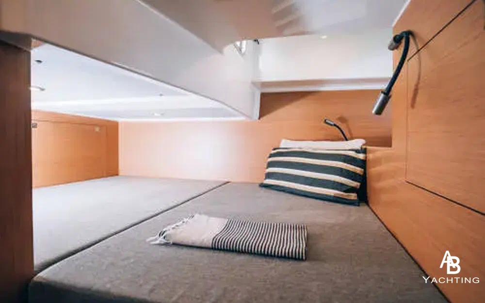 slider 11 Beneteau Flyer 10