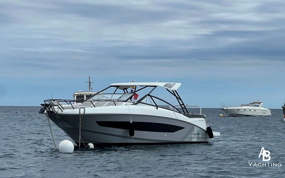 slider 13 Beneteau Flyer 10