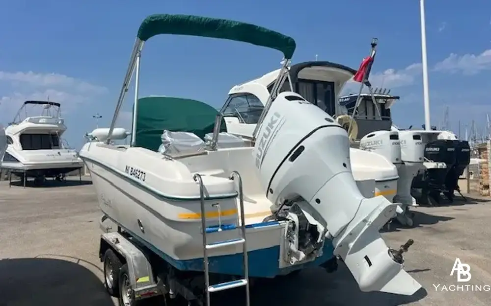 slider 6 Jeanneau Cap Camarat 625