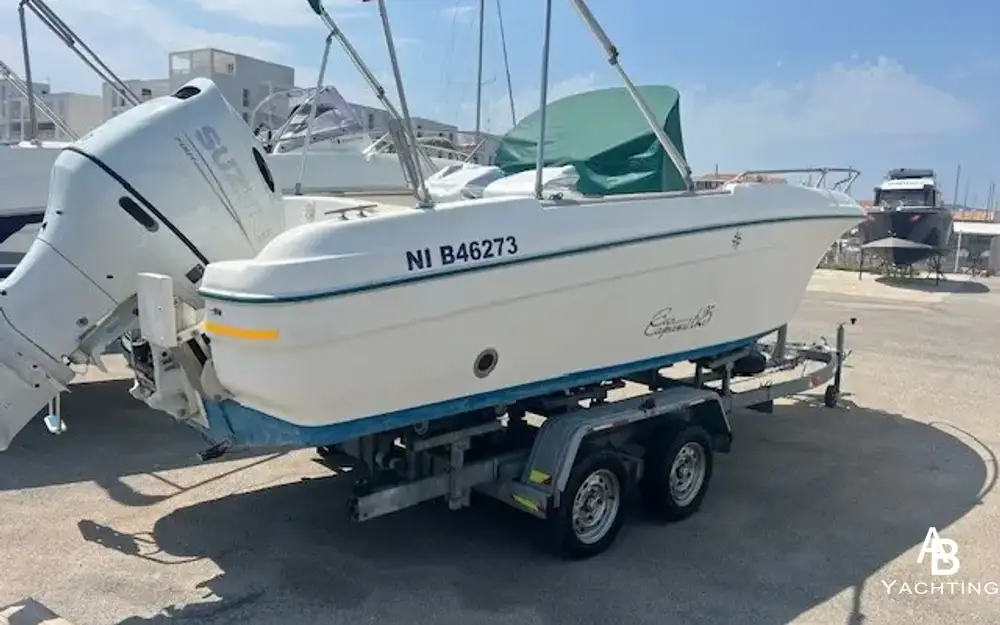 slider 7 Jeanneau Cap Camarat 625