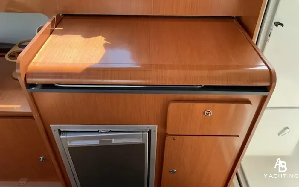 slider 6 Beneteau Antares 8 - null