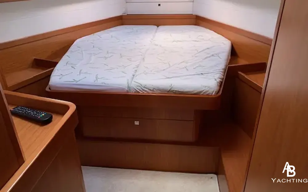 slider 13 Beneteau Sense 46