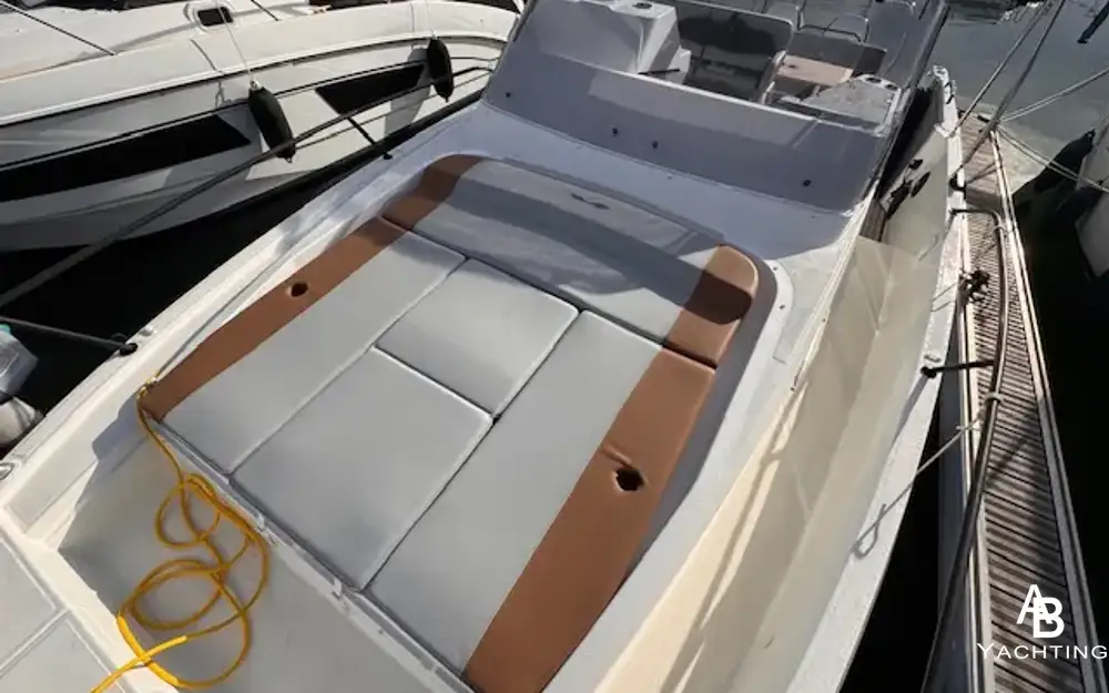 slider 3 Beneteau Flyer 9 Sundeck