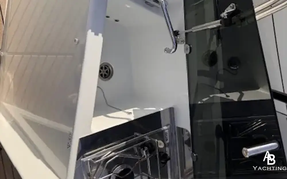 slider 5 Beneteau Flyer 9 Sundeck