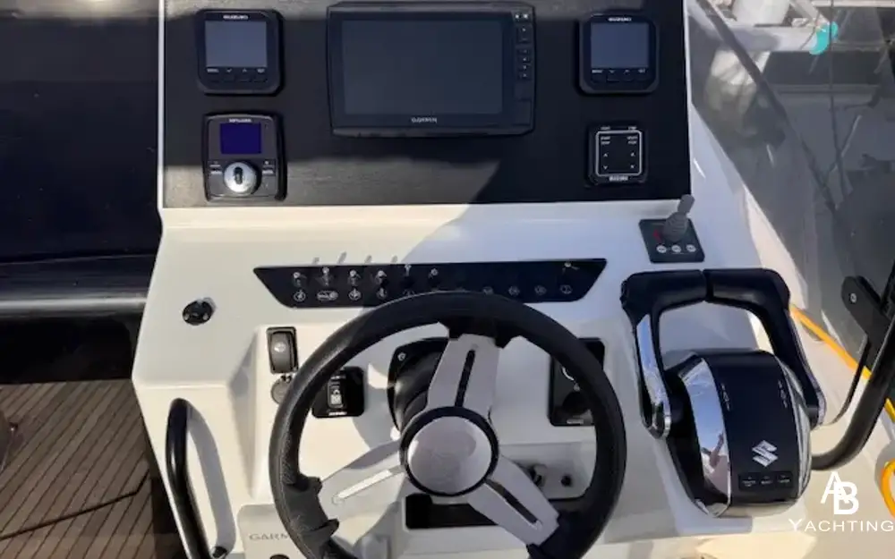 slider 6 Beneteau Flyer 9 Sundeck