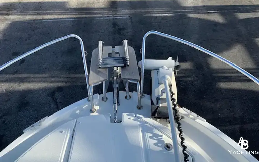 slider 18 Beneteau Antares 8 OB V2
