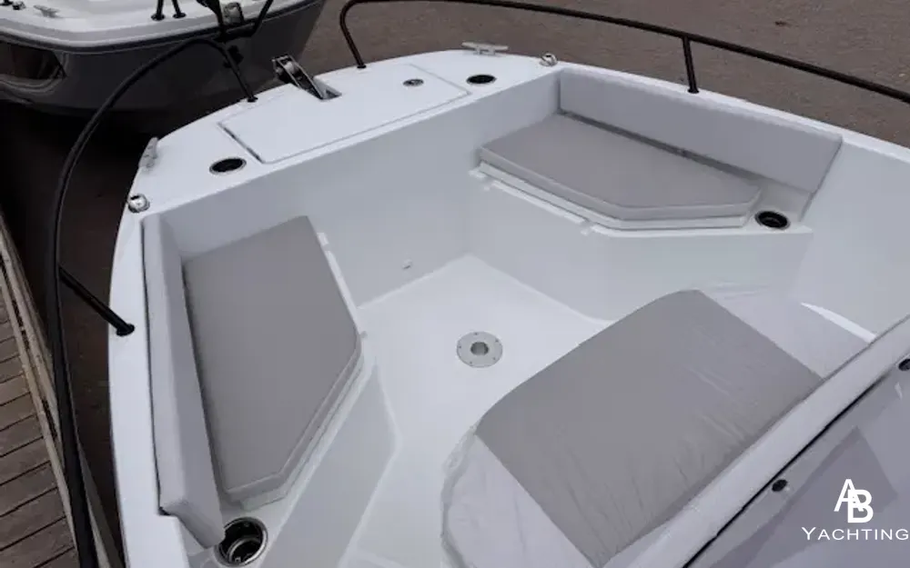 slider 4 Beneteau Flyer 7 SPACEdeck