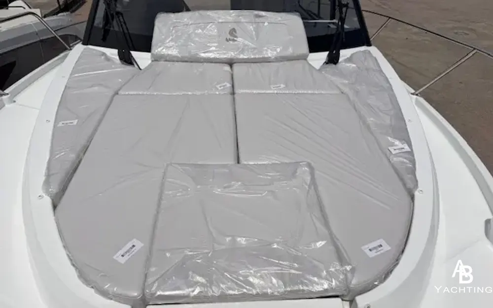 slider 5 Beneteau Antares Serie 9