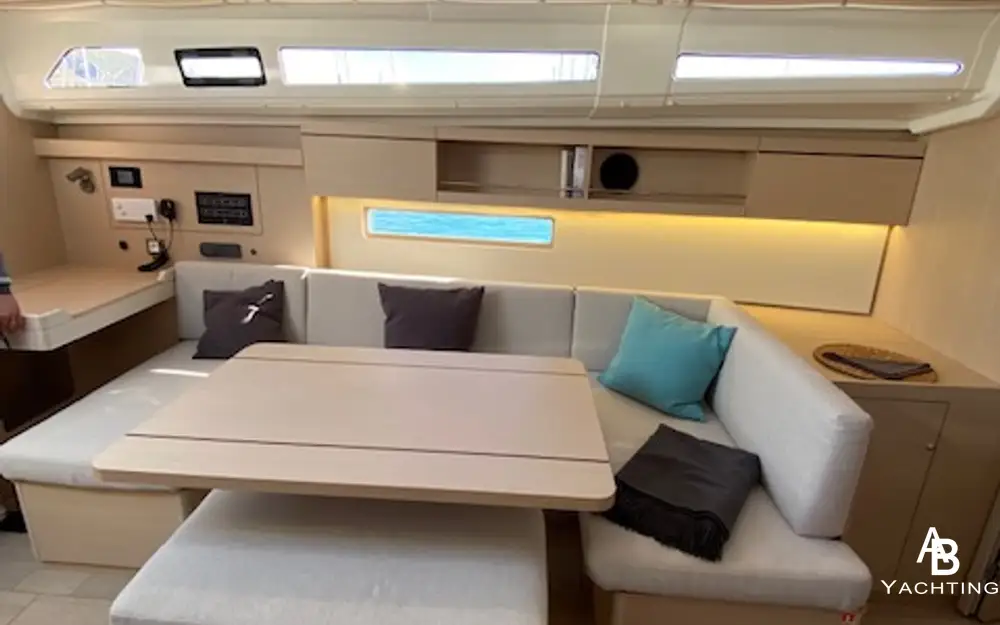 slider 8 Beneteau Oceanis 40.1