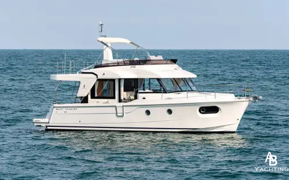 slider 0 Beneteau Swift Trawler 41 Fly - null