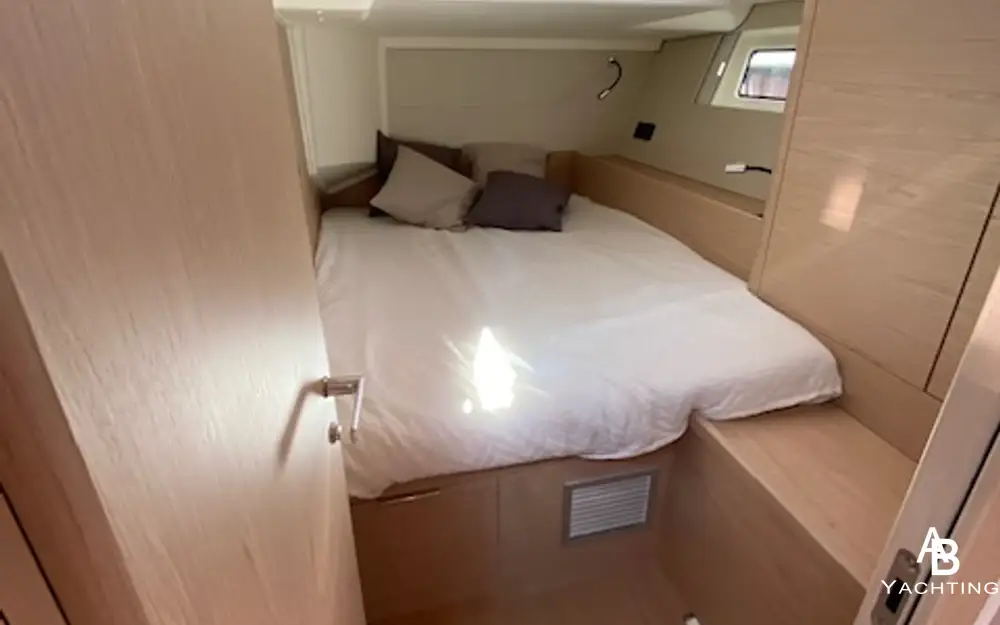 slider 14 Beneteau Oceanis 54