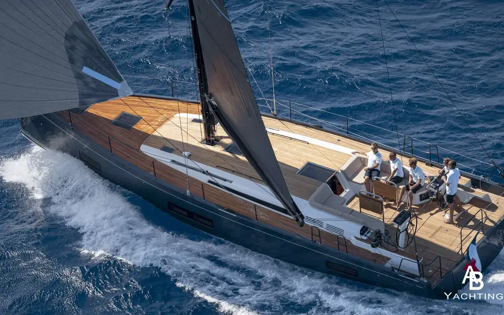 slider 1 Beneteau First Yacht 53