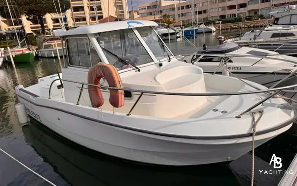slider 0 Beneteau Antares 620