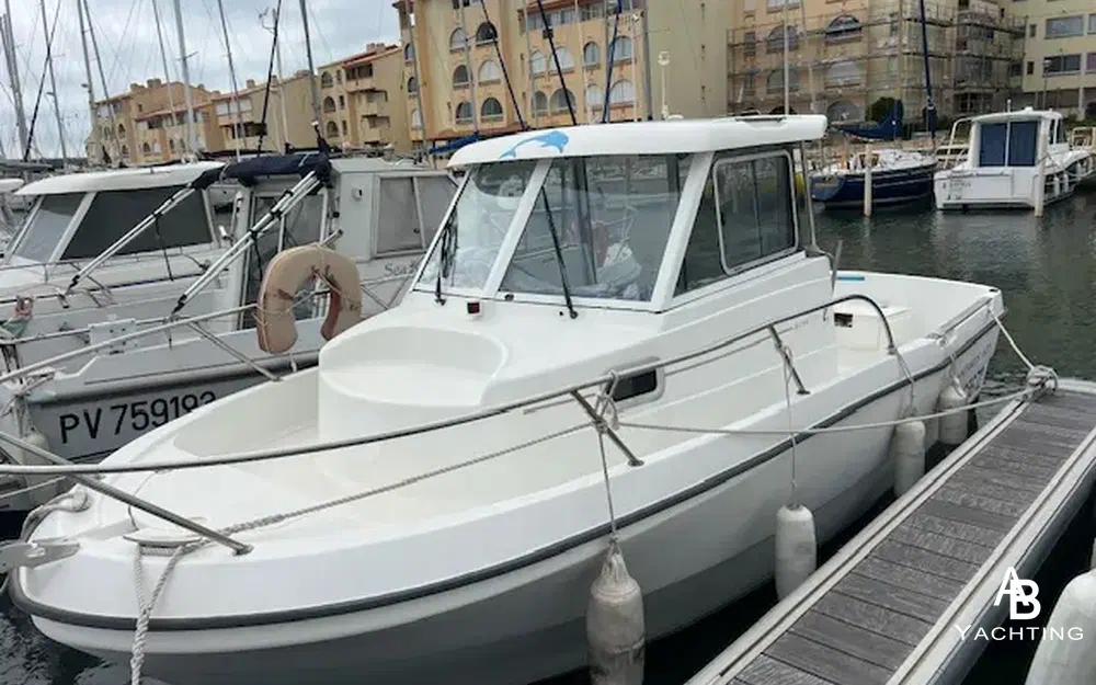 slider 1 Beneteau Antares 620