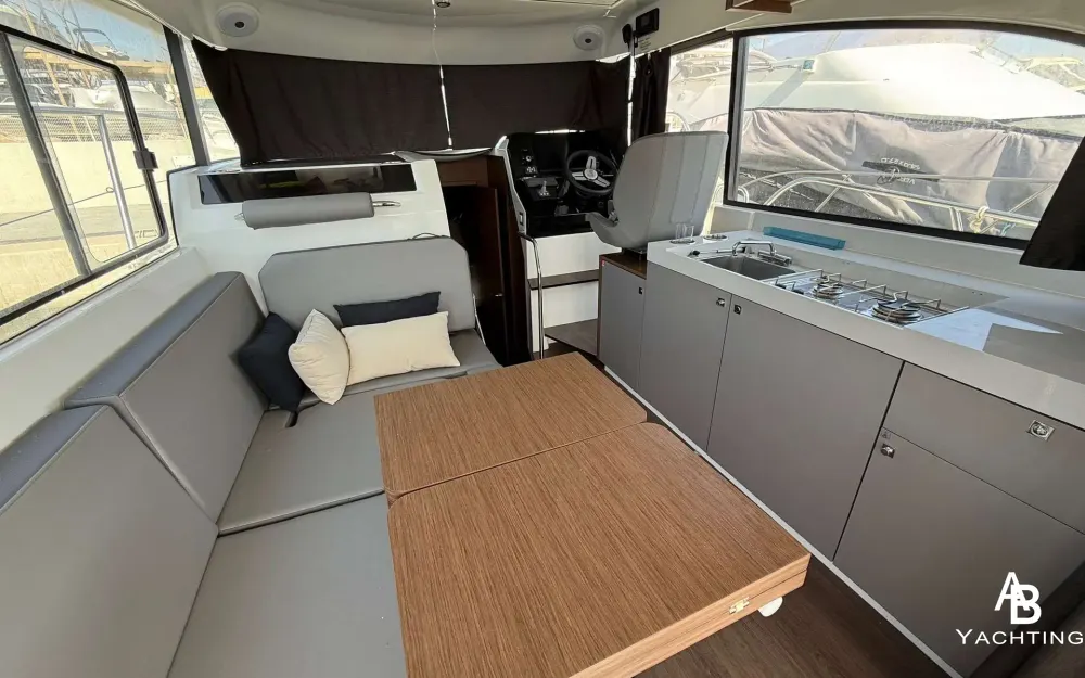 slider 15 Beneteau Antares 11 OB