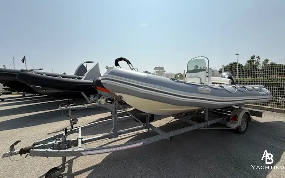 slider 0 Bombard Explorer 550SB