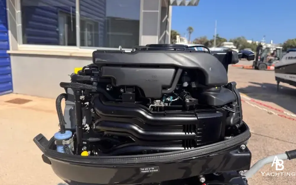 slider 5 Suzuki 30