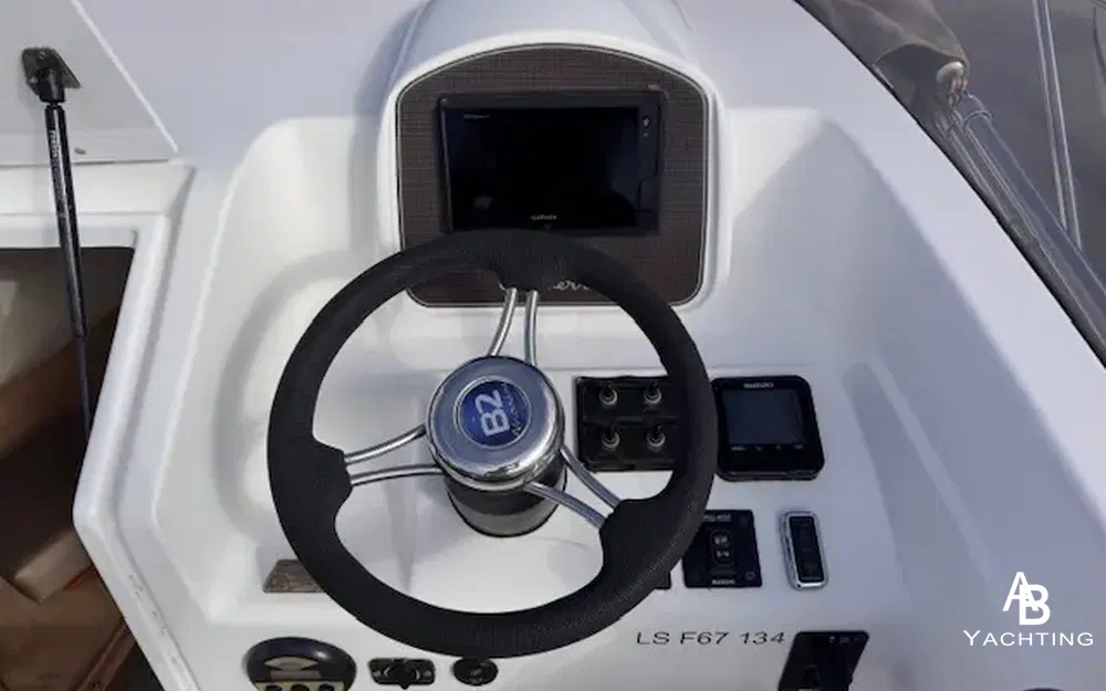 slider 7 B2 Marine Cap Ferret 652