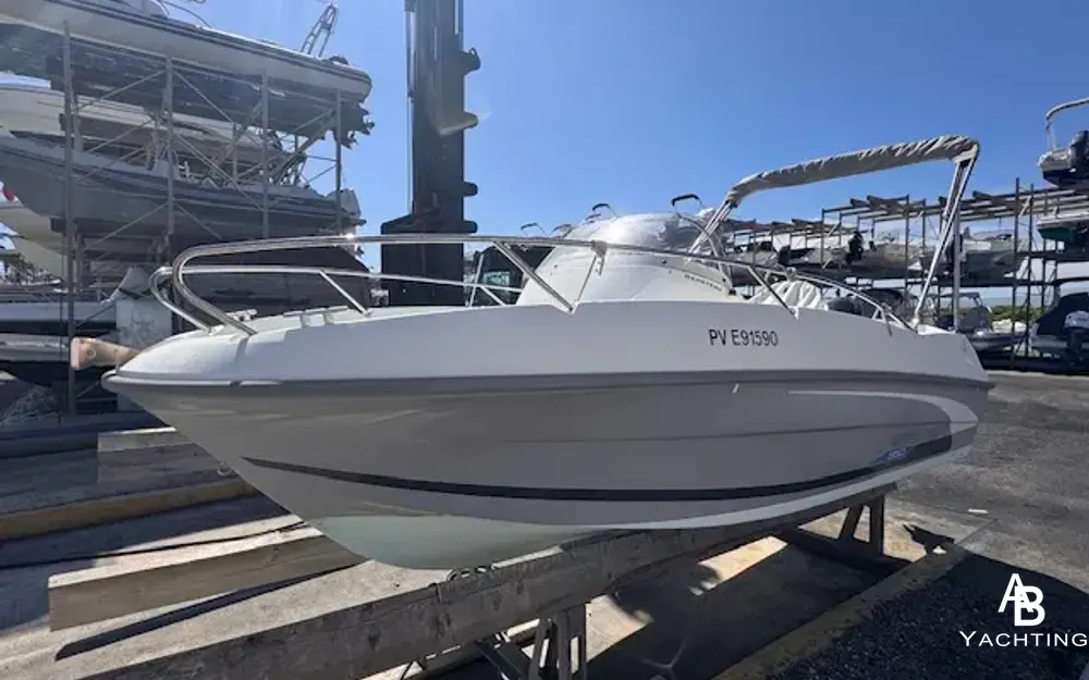 slider 1 Beneteau Flyer 550 Sun Deck