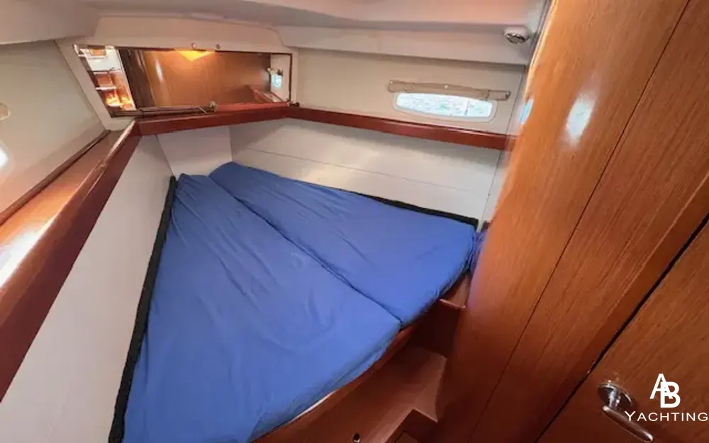 slider 12 Beneteau Oceanis 40