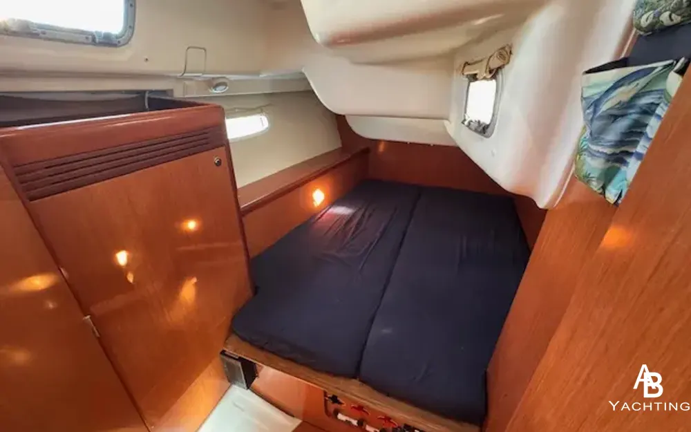 slider 8 Beneteau Oceanis 40