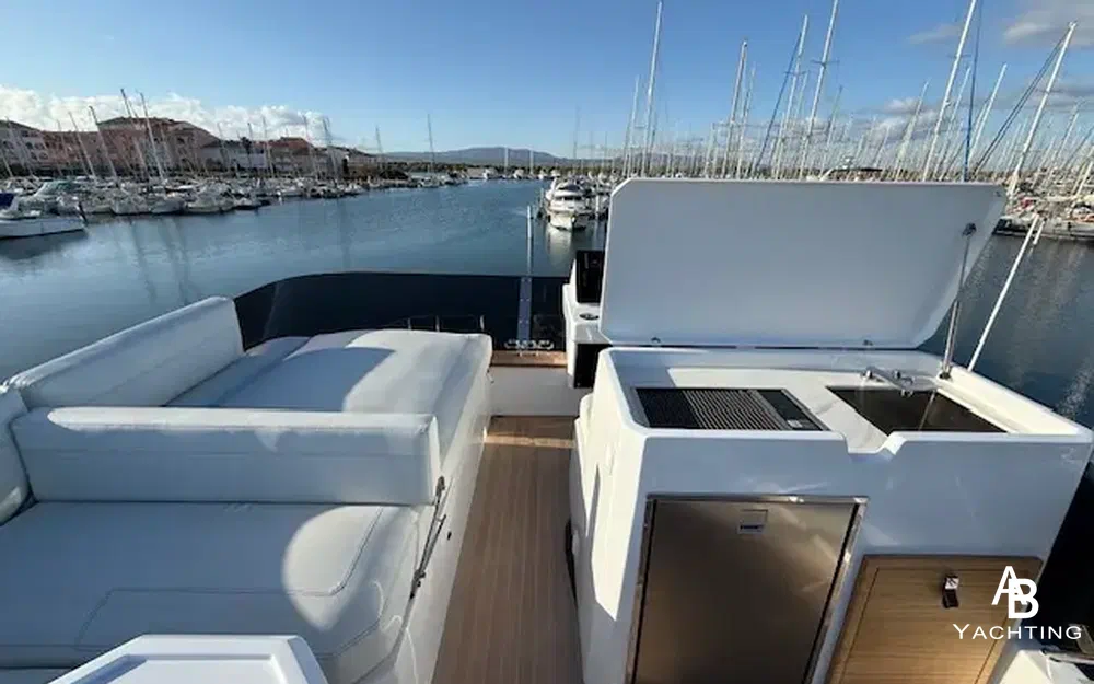 slider 16 Aventura Catamarans Aventura 38