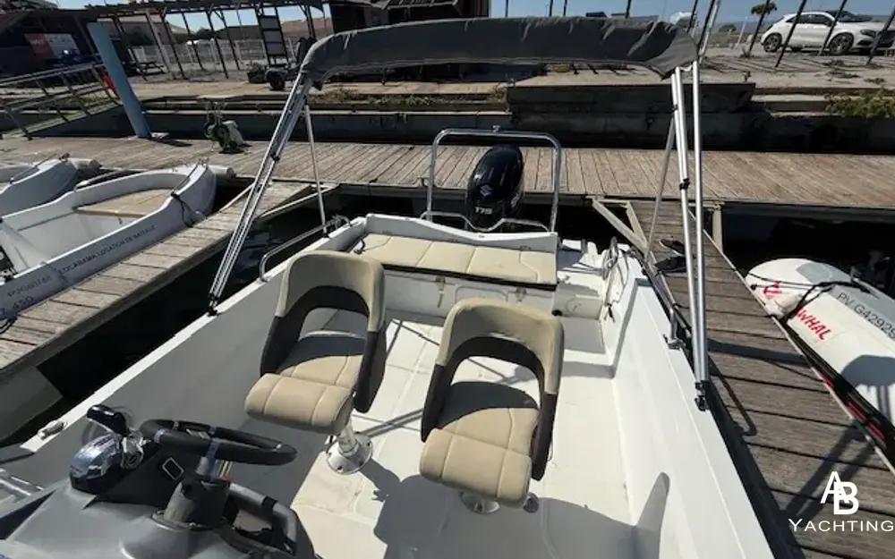 slider 3 Beneteau Flyer 6.6