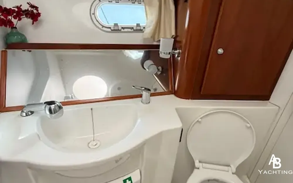 slider 12 Beneteau Antares 980 Fly