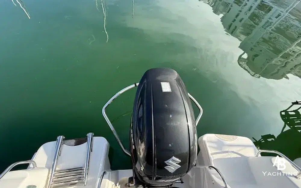 slider 12 B2 Marine Cap Ferret 752