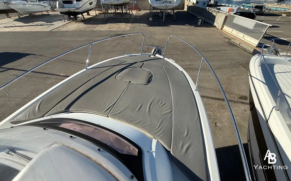 slider 9 Beneteau Flyer 850 Sun Deck