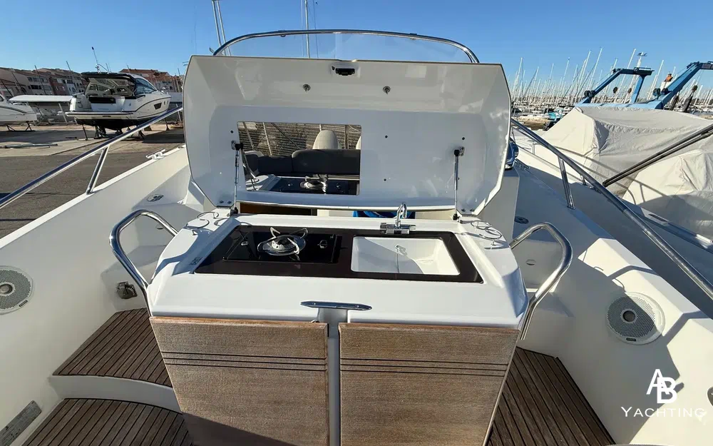 slider 12 Beneteau Flyer 850 Sun Deck