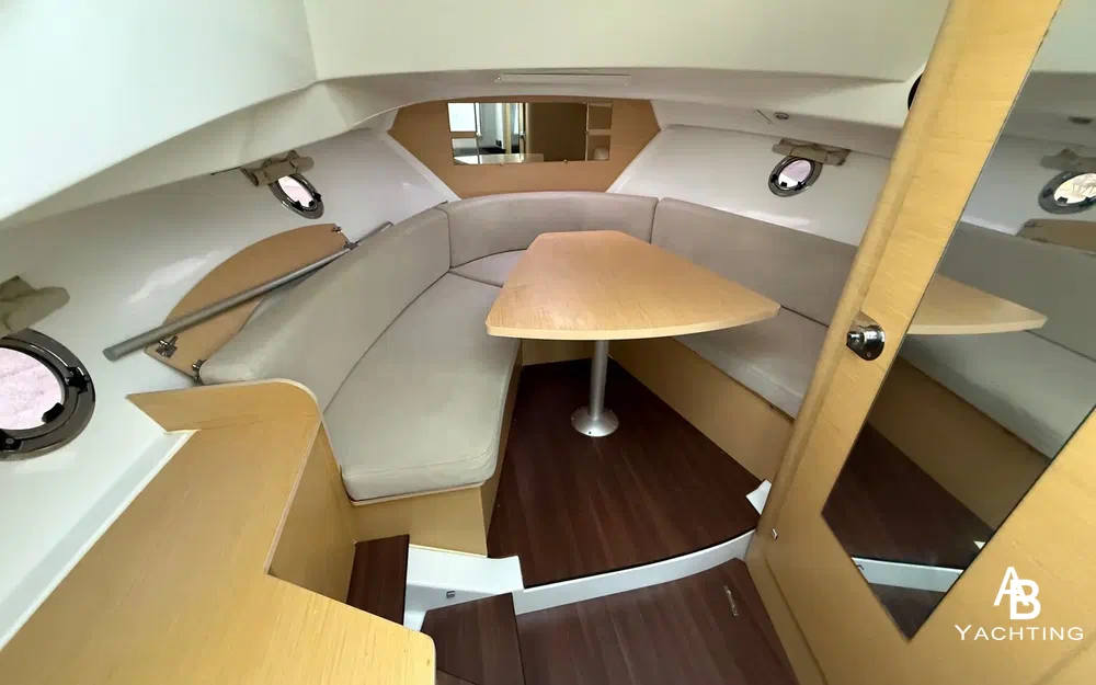 slider 14 Beneteau Flyer 850 Sun Deck