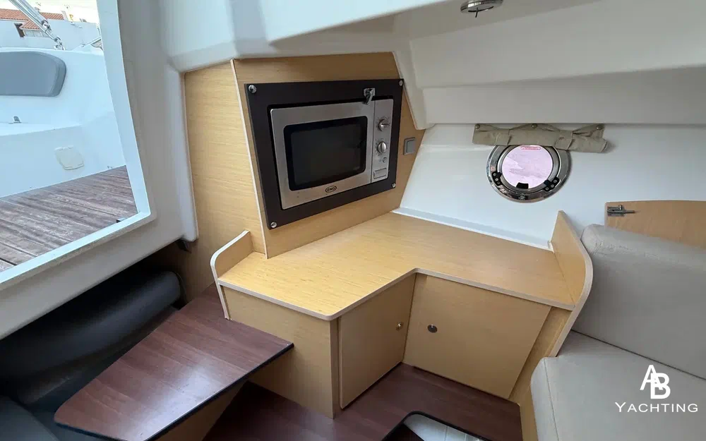 slider 16 Beneteau Flyer 850 Sun Deck