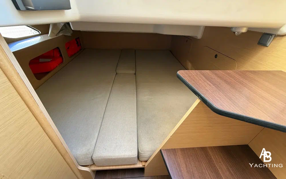 slider 18 Beneteau Flyer 850 Sun Deck