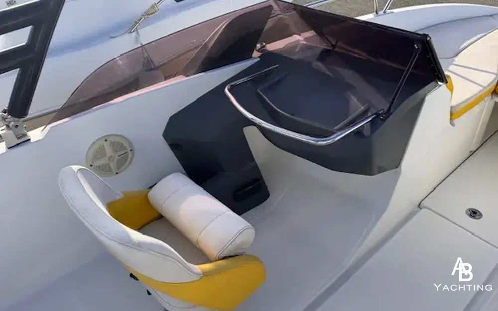 slider 7 Beneteau Flyer 6 SPORTdeck