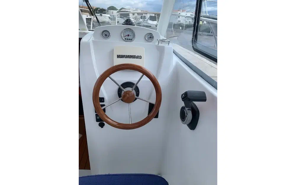 slider 11 Beneteau Antares 580 HB