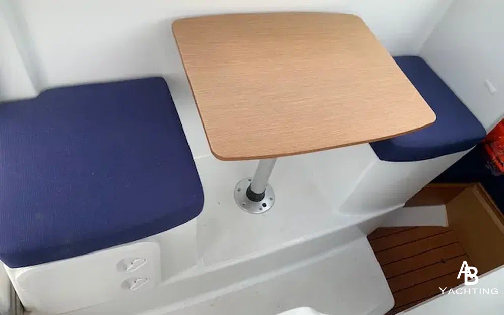 slider 13 Beneteau Antares 580 HB