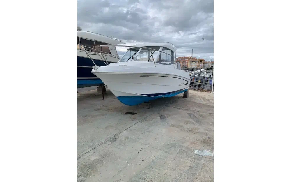 slider 1 Beneteau Antares 580 HB