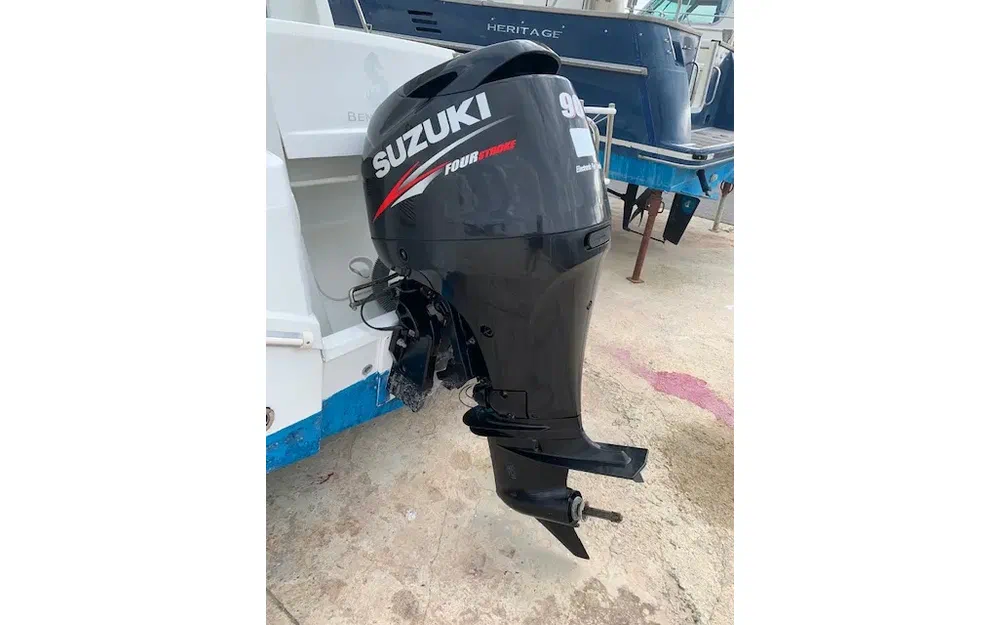 slider 5 Beneteau Antares 580 HB