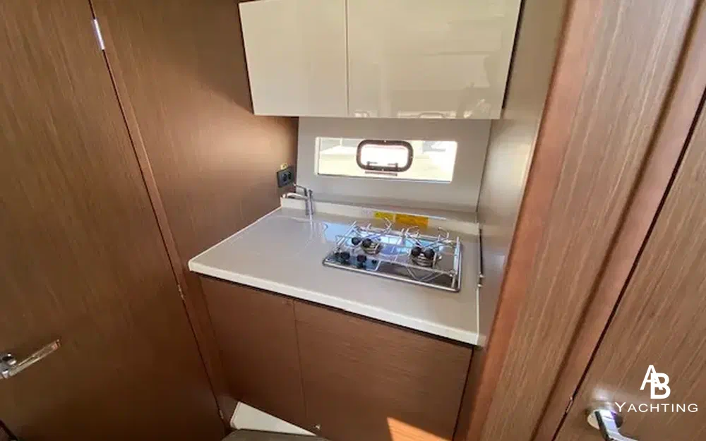 slider 10 Beneteau Gran Turismo 36