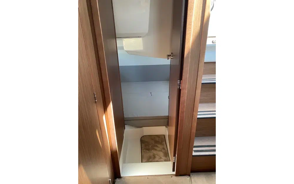 slider 15 Beneteau Gran Turismo 36