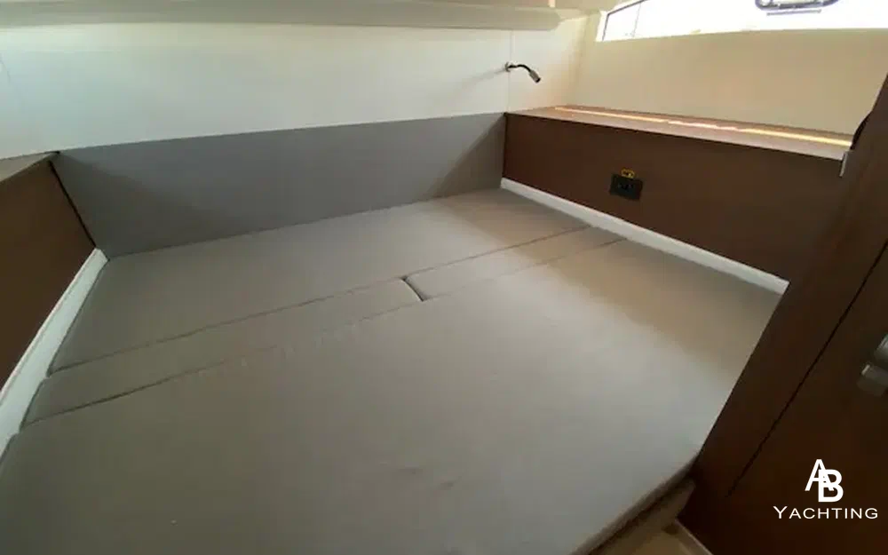 slider 17 Beneteau Gran Turismo 36