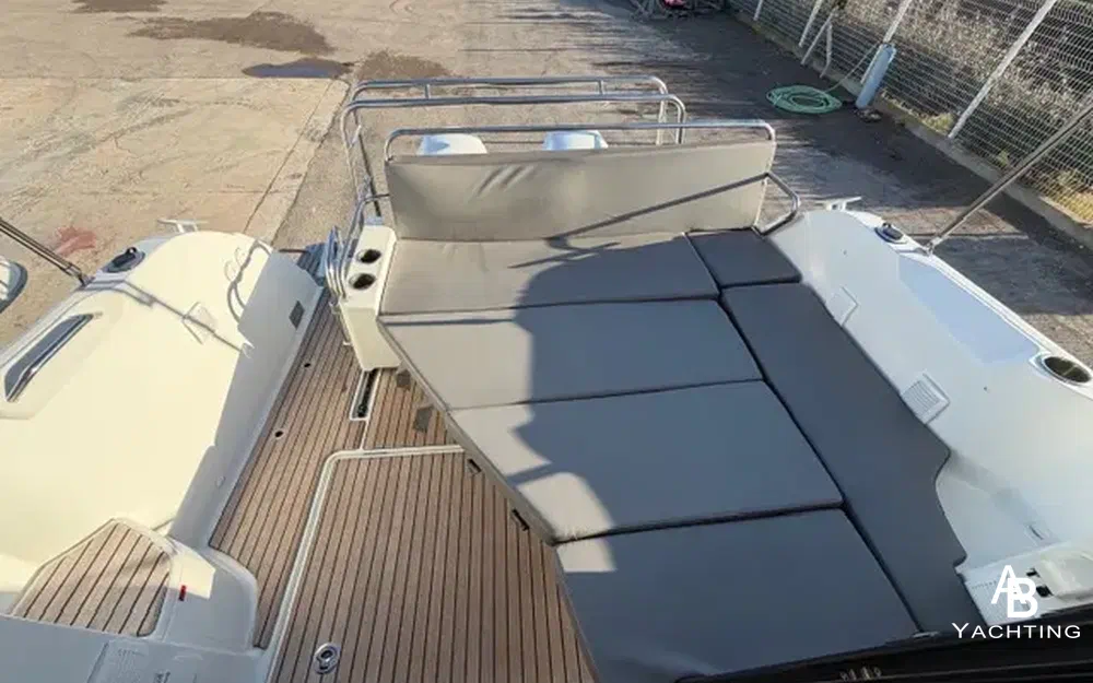 slider 16 Beneteau Antares 9 OB