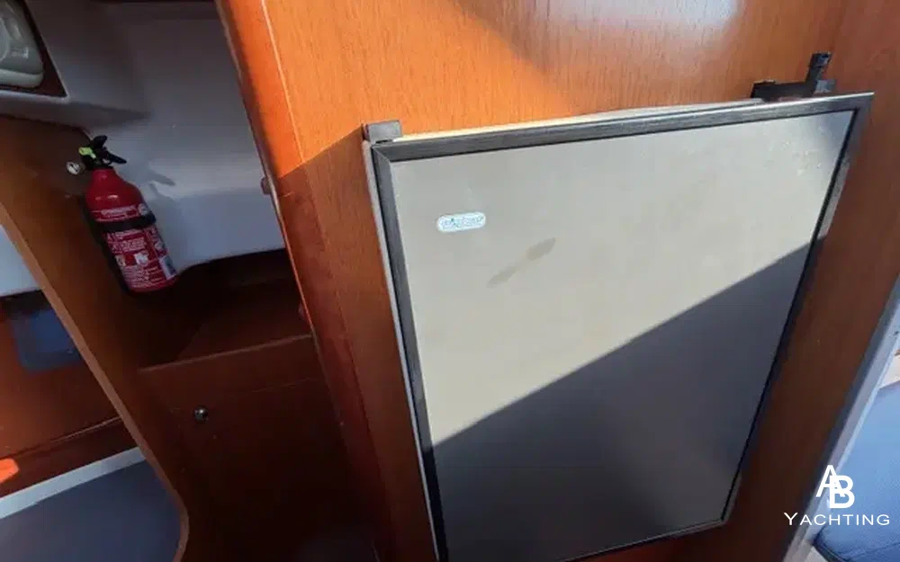 slider 10 Beneteau Antares 760