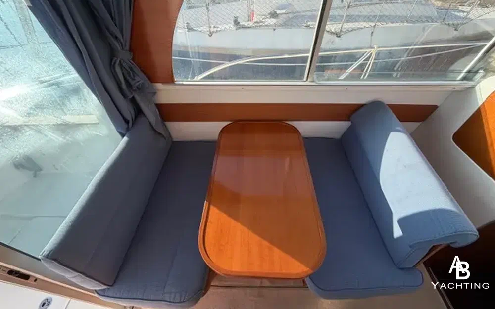 slider 5 Beneteau Antares 760