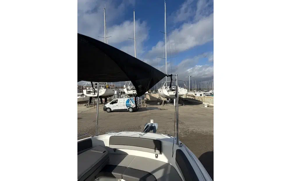 slider 16 Jeanneau Cap Camarat 7.5 CC